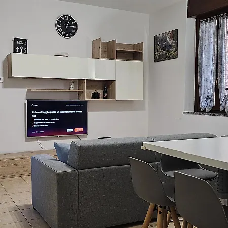 Apartmán Casa Moderna Olgiate *